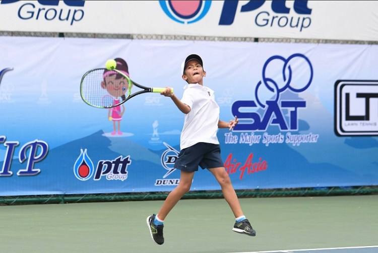 2tennis-อาเล็กซานเดอร์ ซาดอฟ2