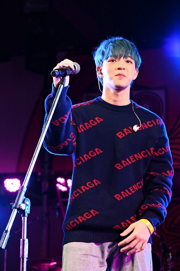 บาส สุรเดช ในนามแคท ฟู้ดดิวัล ไอดอล ซูเปอร์