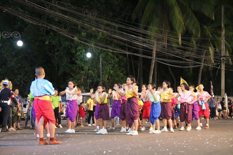 มหัศจรรย์งานสามอ่าว_๒๐๐๒๒๗_0010