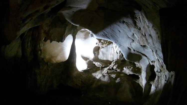 วัดหนองพลับ ถ้ำดาว_๒๐๐๓๑๓_0041