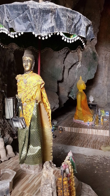 วัดหนองพลับ ถ้ำดาว_๒๐๐๓๑๓_0044